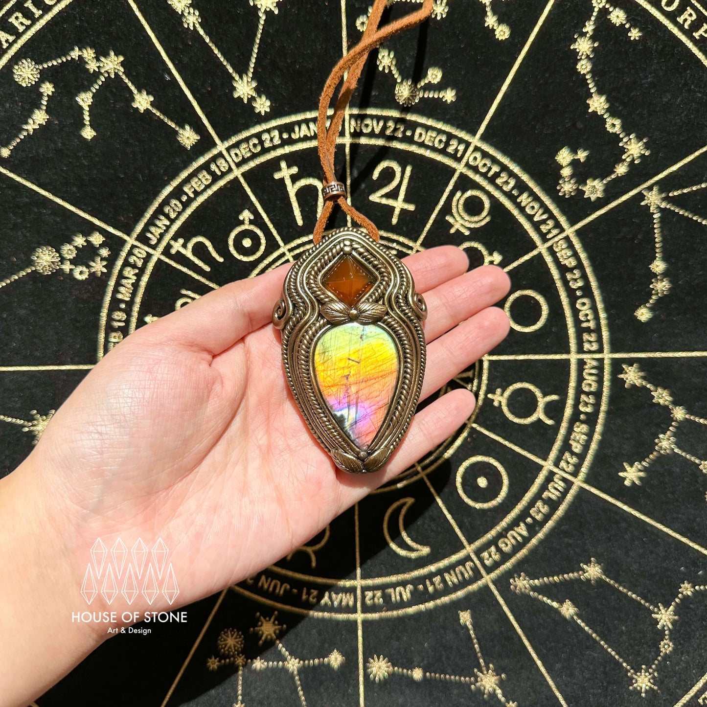 Natural Handmade Labradorite Pendant Necklace/Magic Labradorite Carnelian Crystal Double-sided Pendant/Labradorite Jewelry/Chakra/Altar Tool