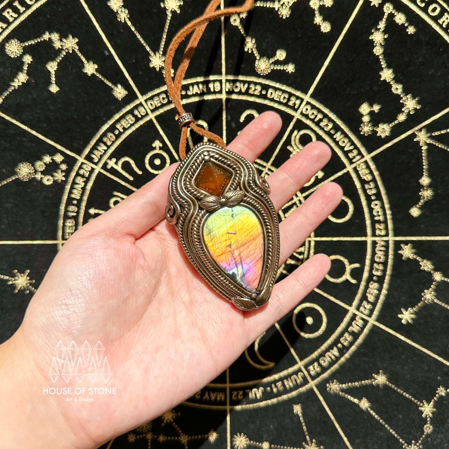 Natural Handmade Labradorite Pendant Necklace/Magic Labradorite Carnelian Crystal Double-sided Pendant/Labradorite Jewelry/Chakra/Altar Tool