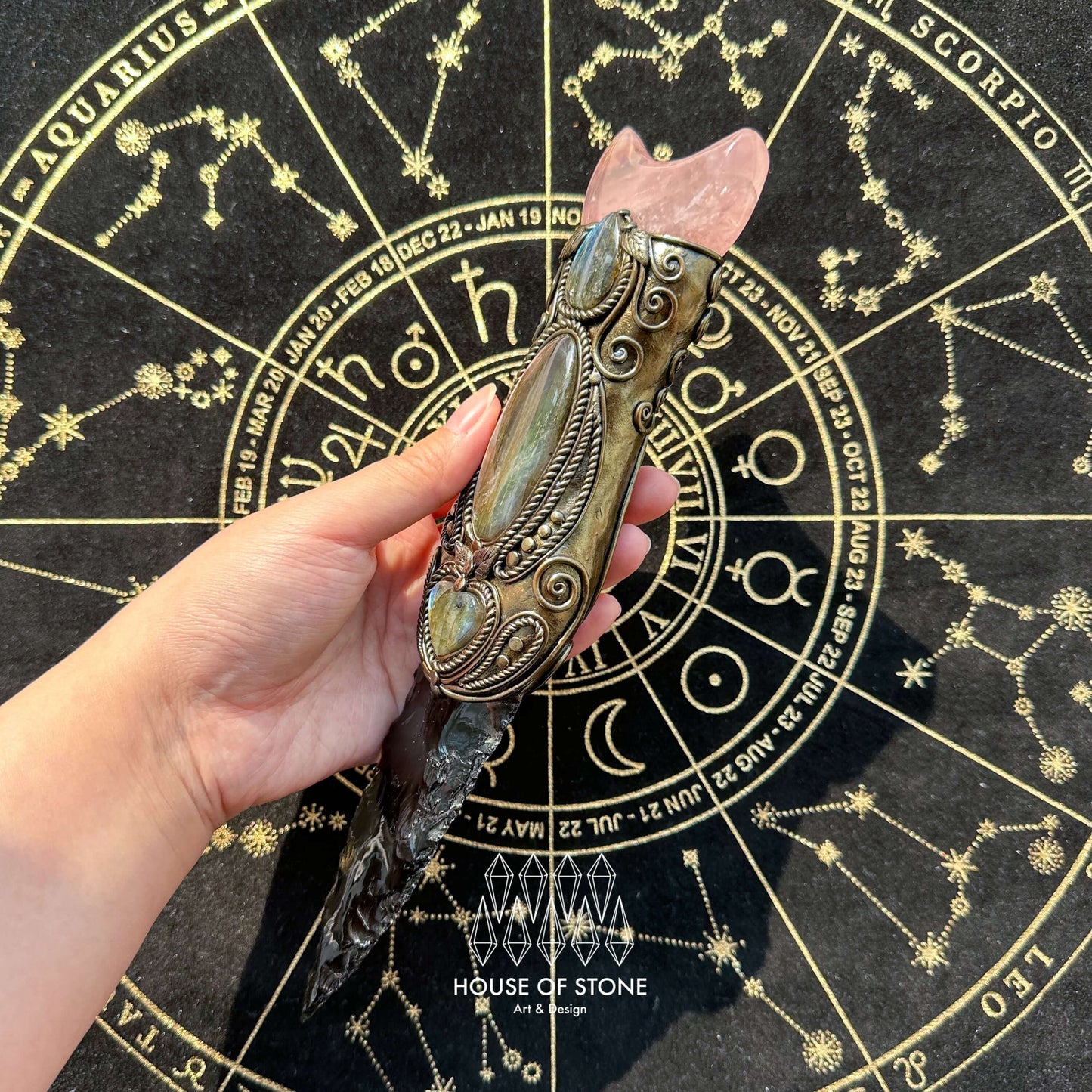 Natural Handmade Crystal Quartz Witch Knife/Magic Crystal Arrowhead/Crystal Dagger/Root Chakra Healing/Boho Wand/Ceremonial Knife/Altar Tool