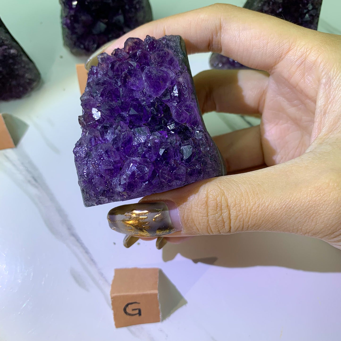 Uruguay Amethyst Geode/High Quality Uruguay Amethyst Geode/Small Gemstone Cluster/AAA